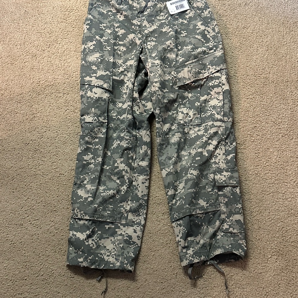 US Military Army Combat Uniform Trouser Pants 8415-01-519-8416 Small X Short